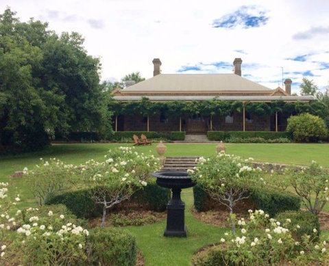 Clifton House And Gardens: Farm Stay Accommodation - Coogee Beach Accommodation 0