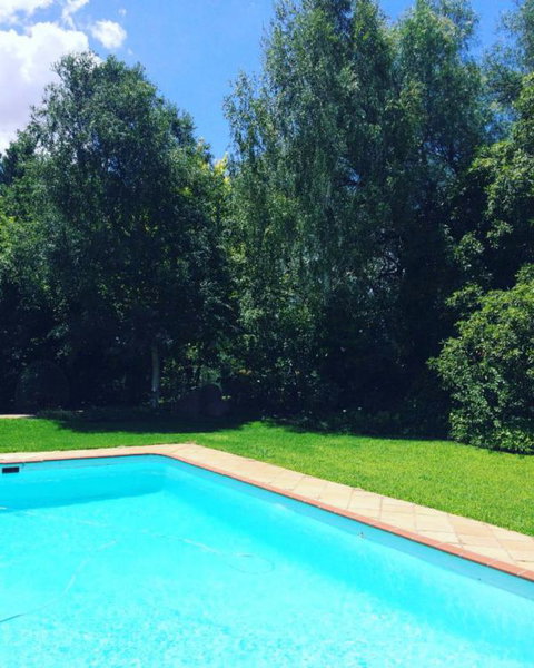 Clifton House And Gardens: Farm Stay Accommodation - Coogee Beach Accommodation 2