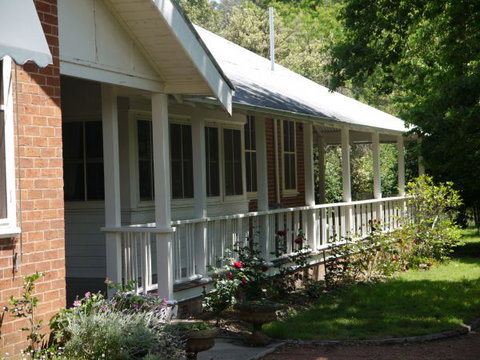 Coodravale Homestead - Coogee Beach Accommodation 0