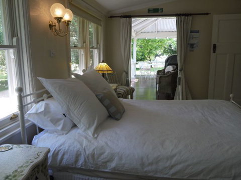 Coodravale Homestead - Coogee Beach Accommodation 2