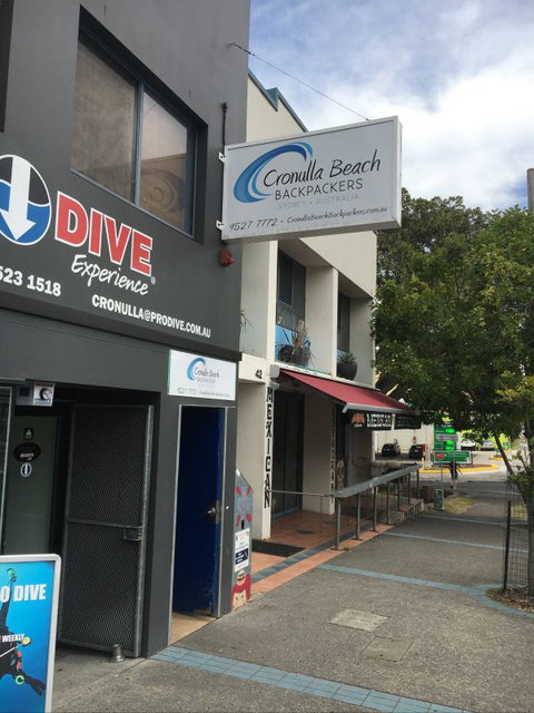 Cronulla Beach Backpackers - Coogee Beach Accommodation 0