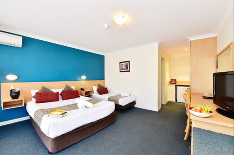 Diplomat Alice Springs - Coogee Beach Accommodation 4