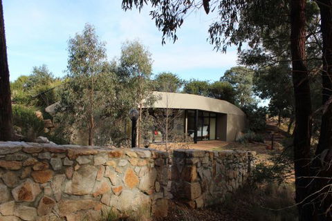 Down To Earth Farm Retreat - Coogee Beach Accommodation 7