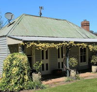 Drayshed Cottage - Coogee Beach Accommodation