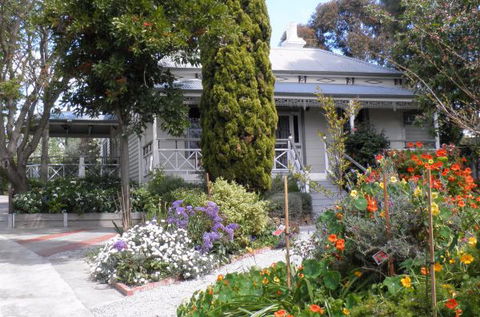 Fairbank House - Coogee Beach Accommodation 0