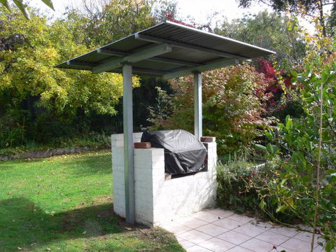 Fairbank House - Coogee Beach Accommodation 9