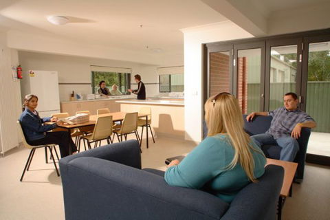 FedUni Living - Coogee Beach Accommodation 5