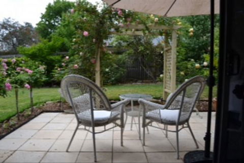 Garden Cottage B And B - Coogee Beach Accommodation 1