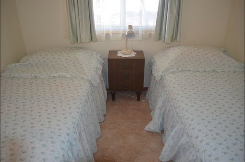 Hillview - Coogee Beach Accommodation 4
