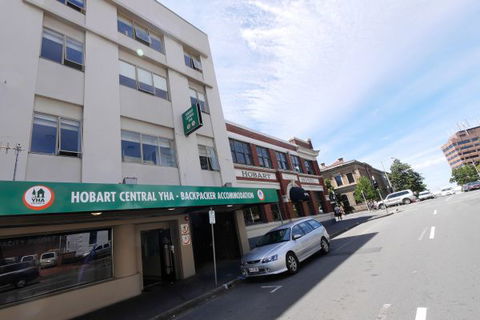 Hobart Central YHA - Coogee Beach Accommodation 8