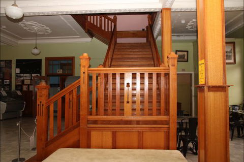 Hotel Corones Charleville - Coogee Beach Accommodation 1