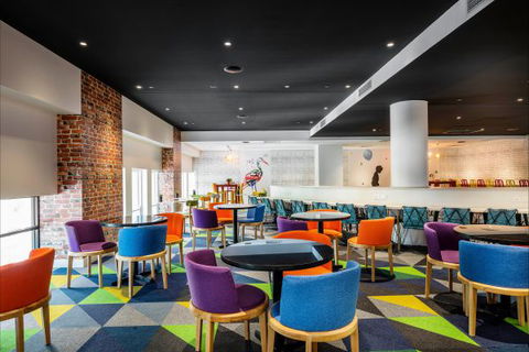 Ibis Styles Brisbane - Coogee Beach Accommodation 3