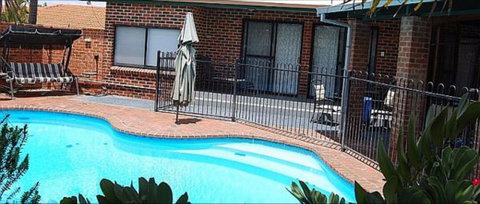 Karina Mews B&B - Coogee Beach Accommodation 0