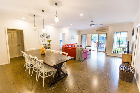 La Flotte - Coogee Beach Accommodation 1
