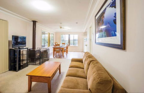 Lavender Vale Cottage - Coogee Beach Accommodation 1