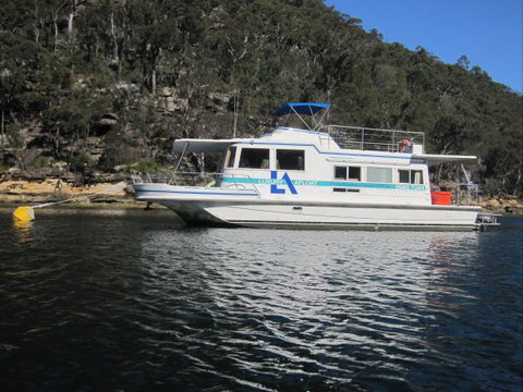 Luxury Afloat Hawkesbury River And Brooklyn - Coogee Beach Accommodation 2