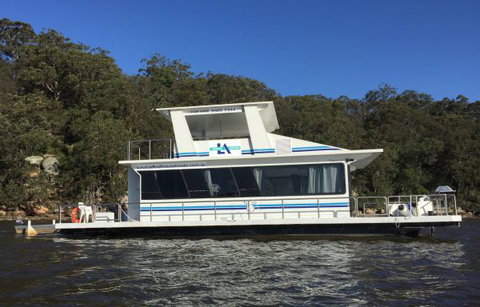 Luxury Afloat Hawkesbury River And Brooklyn - Coogee Beach Accommodation 3