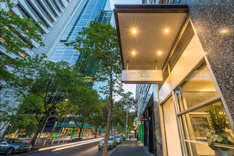 Mantra 100 Exhibition - Coogee Beach Accommodation 1