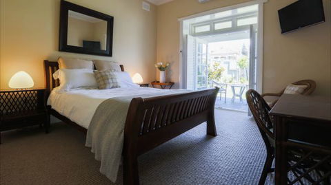 Merewether Beach House B And B - Coogee Beach Accommodation 1