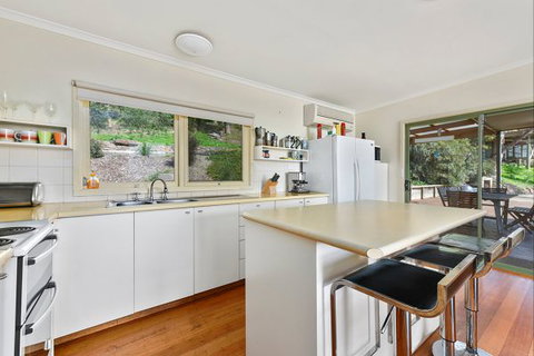 Nature's Edge At Kennett - Coogee Beach Accommodation 4