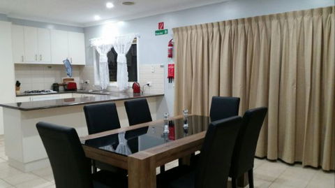 Numurkah Apartments - The Miekleljohn - Coogee Beach Accommodation 1