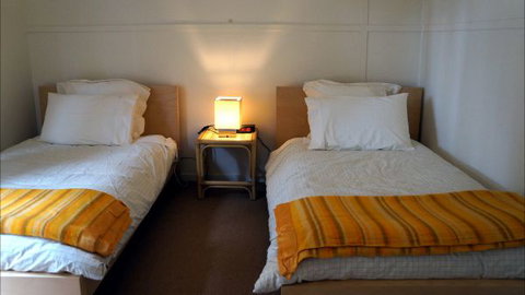 Oakhill Cottage - Coogee Beach Accommodation 4