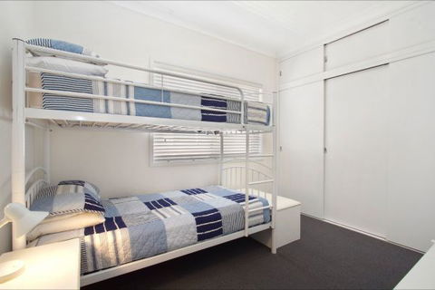 Orion Beach House - Jervis Bay - Coogee Beach Accommodation 4