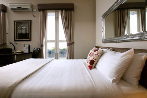 Oscar's Hotel And Cafe Bar - Coogee Beach Accommodation 0