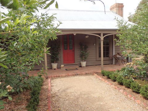 Quartz Cottage - Coogee Beach Accommodation 0