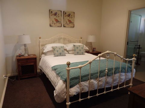 Quartz Cottage - Coogee Beach Accommodation 4