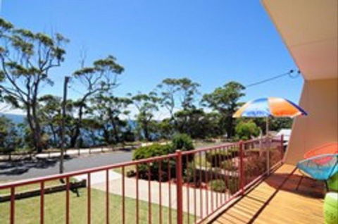 Retro Sands Beach House - Coogee Beach Accommodation 0