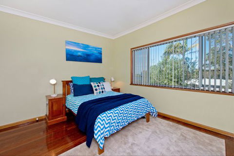 Salt Breeze - Coogee Beach Accommodation 5
