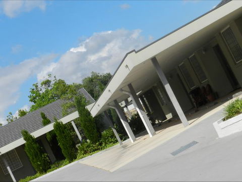 Shangri La Gardens Motel And Function Centre - Coogee Beach Accommodation 4
