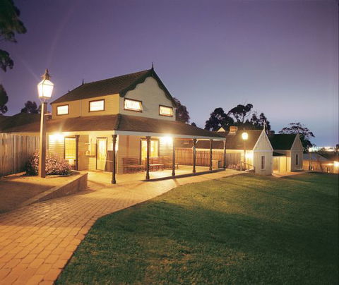 Sovereign Hill Hotel - Coogee Beach Accommodation 0