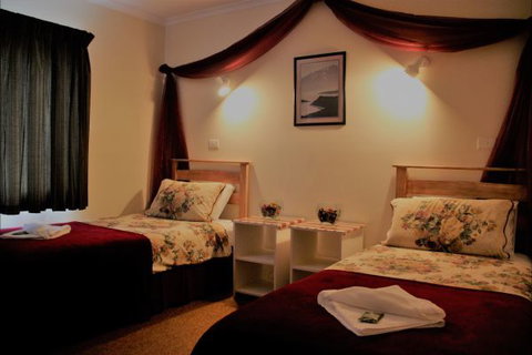 Sundial Holiday Apartments - Coogee Beach Accommodation 4