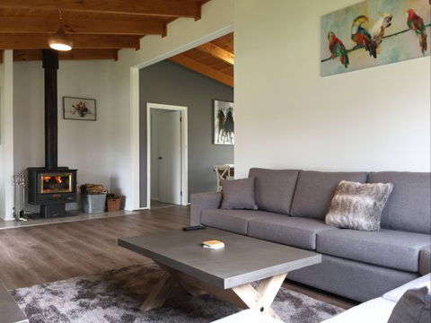 Swagman Homestead At Stockman's Ridge Wines - Coogee Beach Accommodation 1