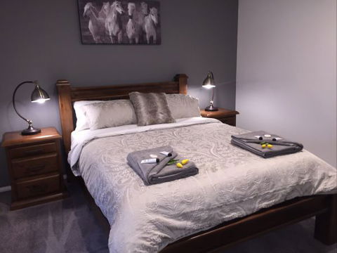 Swagman Homestead At Stockman's Ridge Wines - Coogee Beach Accommodation 5