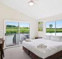 The Lakehouse at 201 - Coogee Beach Accommodation