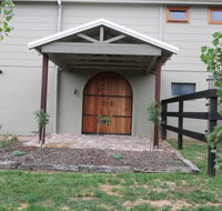 The Loch Barn - Coogee Beach Accommodation