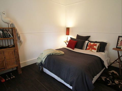 The Gold House - Coogee Beach Accommodation 1