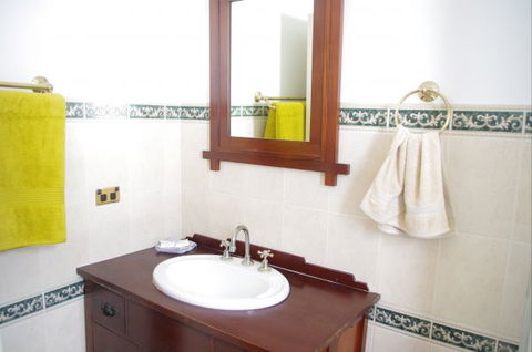 The Club Clifton - Coogee Beach Accommodation 2