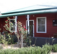 The Red House - Coogee Beach Accommodation