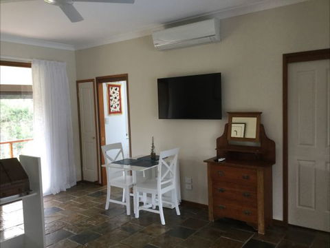 The Croft Bed And Breakfast - Coogee Beach Accommodation 3