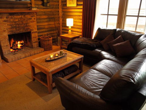 Ti-Tree Village Ocean Grove - Coogee Beach Accommodation 3