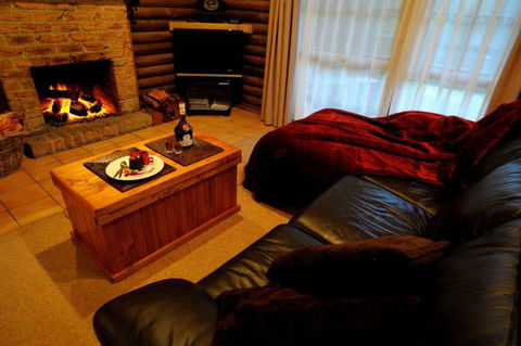 Ti-Tree Village Ocean Grove - Coogee Beach Accommodation 4