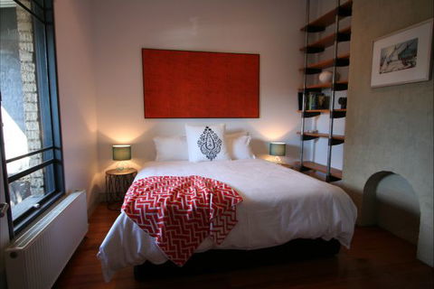 Two Five Zero / Richmond - Coogee Beach Accommodation 2