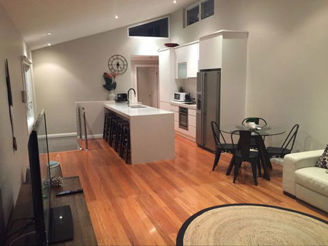 Water Front Dream - Vincentia Jervis Bay - Coogee Beach Accommodation 1