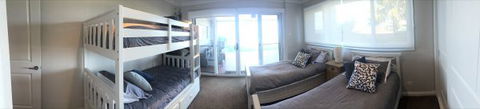 Water Front Dream - Vincentia Jervis Bay - Coogee Beach Accommodation 7