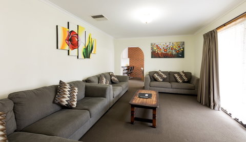 Advance Motel - Coogee Beach Accommodation 6