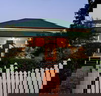 Albion Cottage - Coogee Beach Accommodation